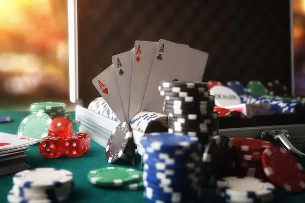 Slot game interface on dragon 222 Allbet showing paytable and spin controls